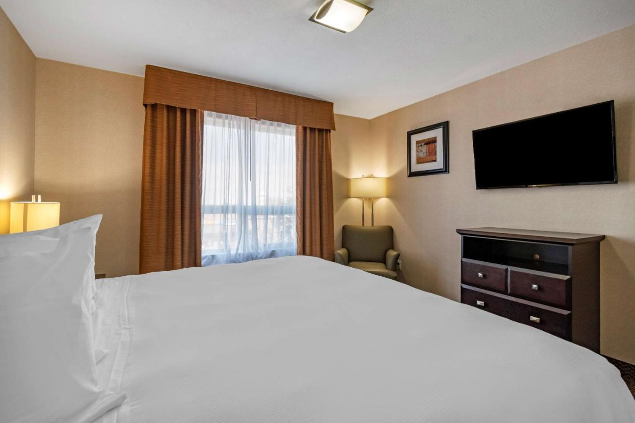 Best Western Bonnyville Inn & Suites Exterior photo