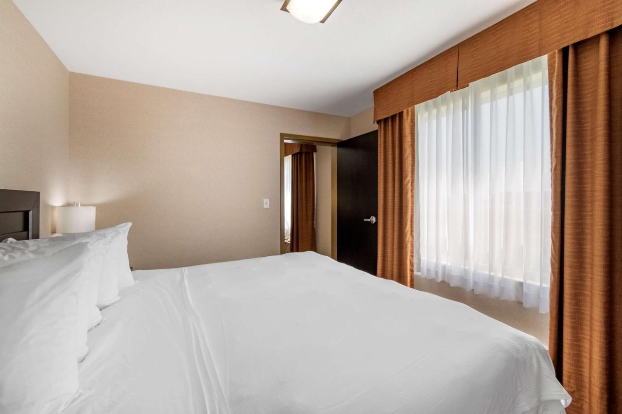 Best Western Bonnyville Inn & Suites Exterior photo