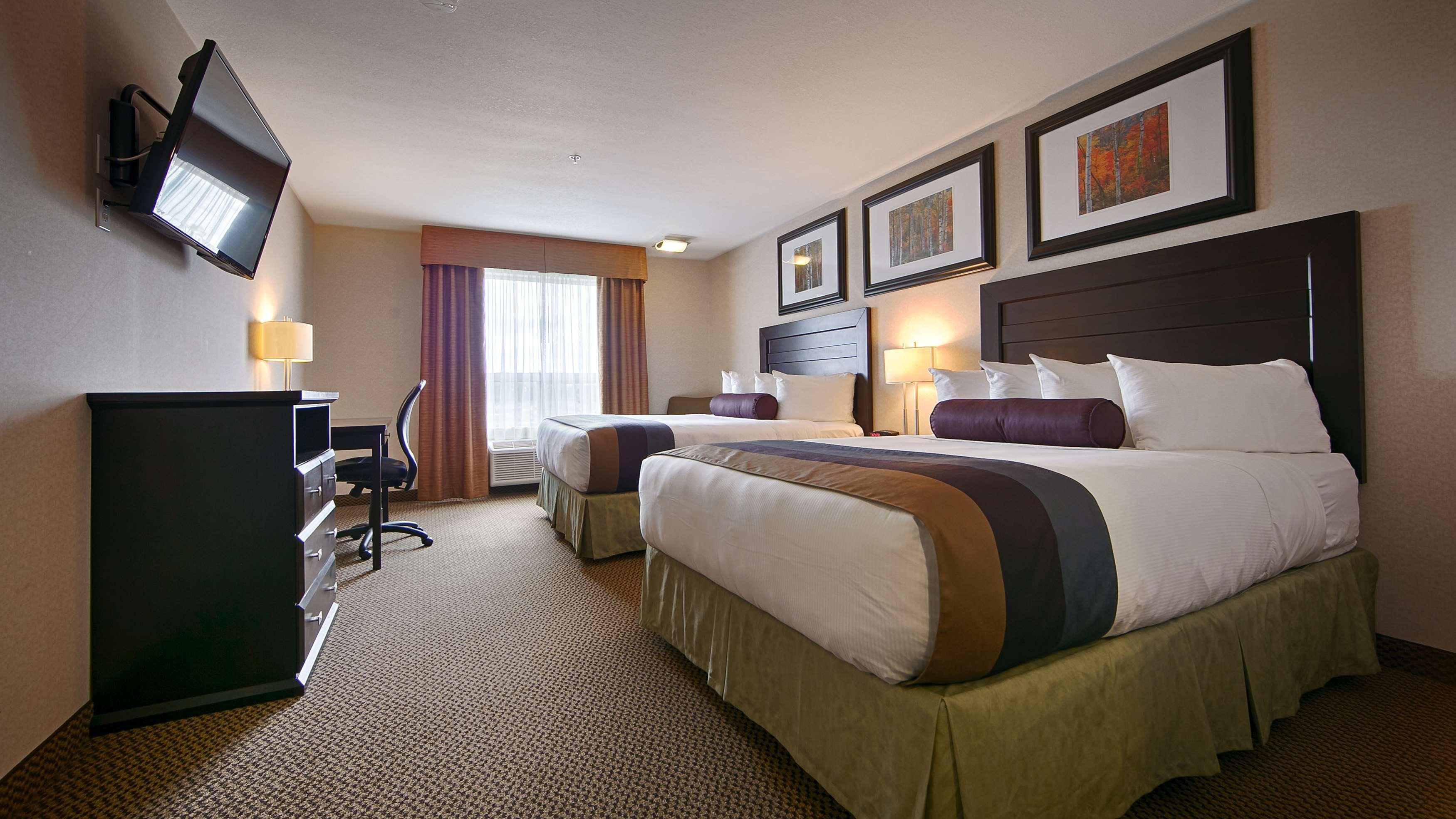 Best Western Bonnyville Inn & Suites Exterior photo